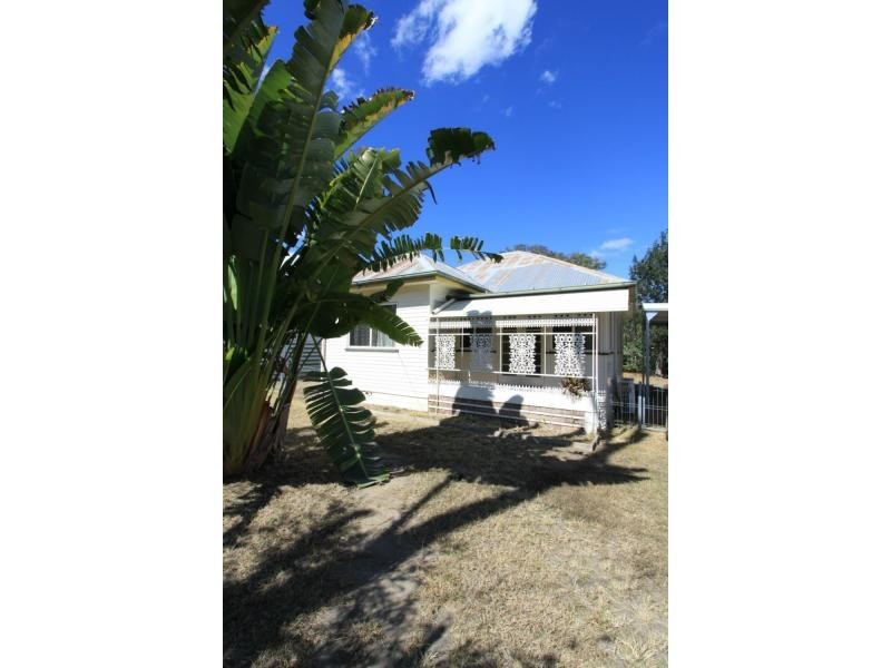 184 High Street, Berserker QLD 4701