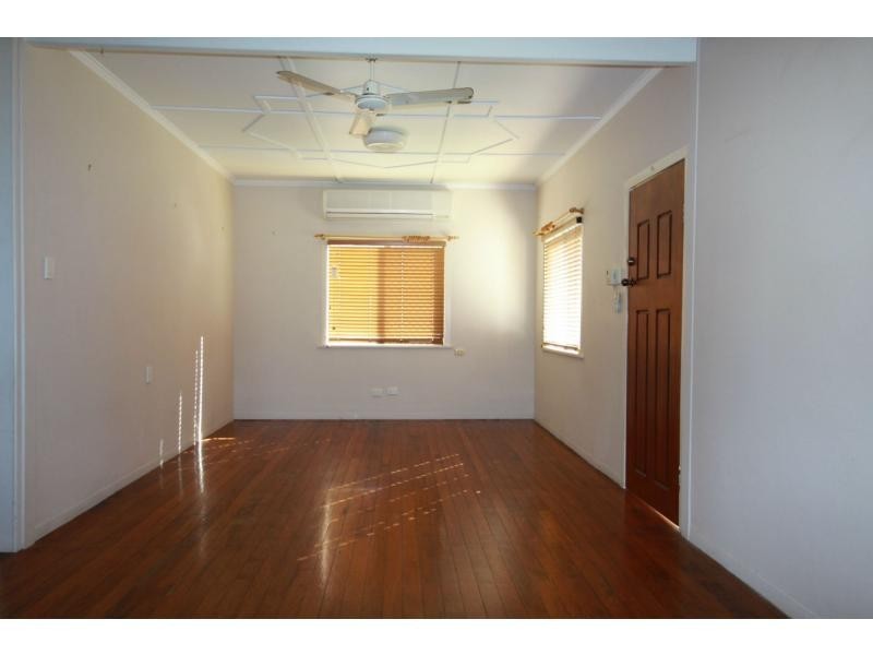 276 Mcdougall Street, Koongal QLD 4701