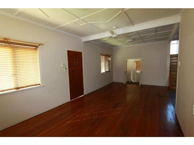 276 mcdougall Street, Koongal QLD 4701