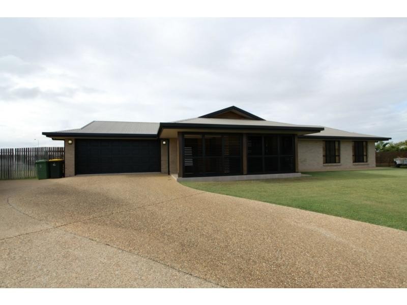 16 Mitchell Court, Gracemere QLD 4702