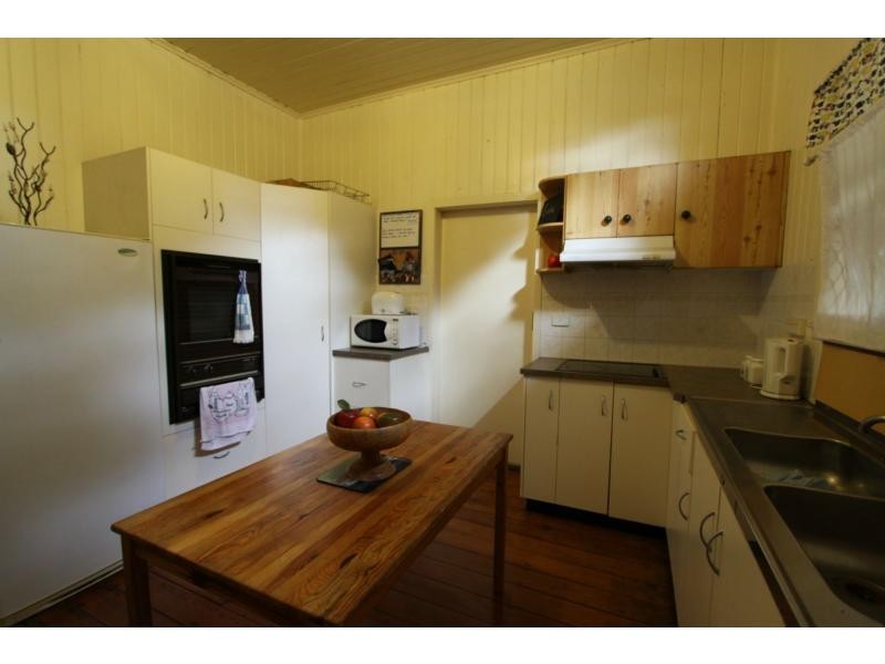 88 Albert Street, The Range QLD 4700