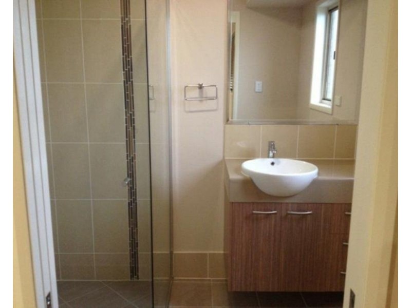 12 Broadhurst Drive, Gracemere QLD 4702