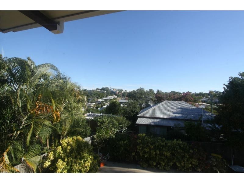 2 Bethesda Street, The Range QLD 4700