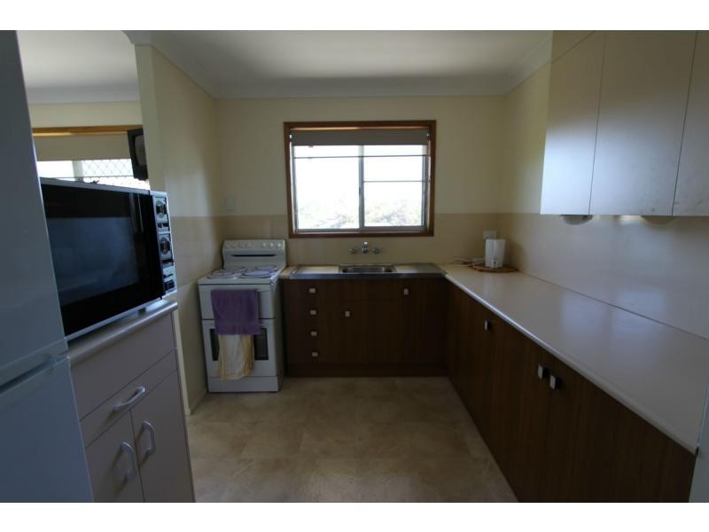 2 Bethesda Street, The Range QLD 4700