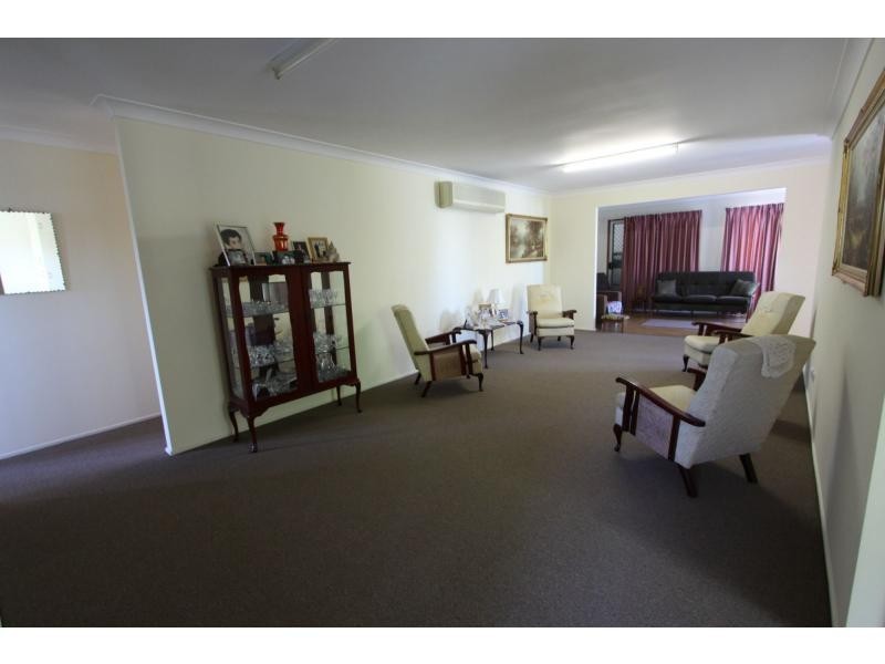 2 Bethesda Street, The Range QLD 4700