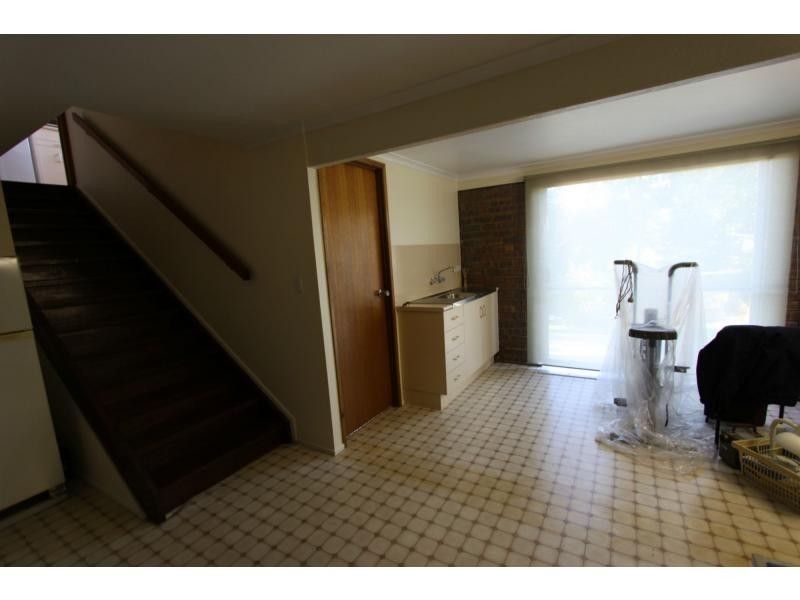 2 Bethesda Street, The Range QLD 4700