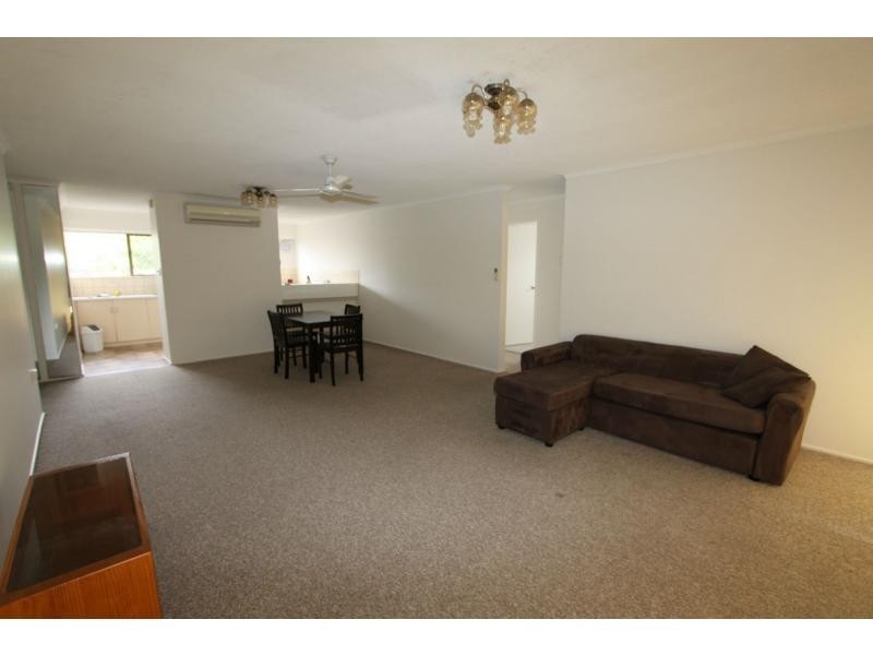 Unit 3/105 Cambridge Street, The Range QLD 4700