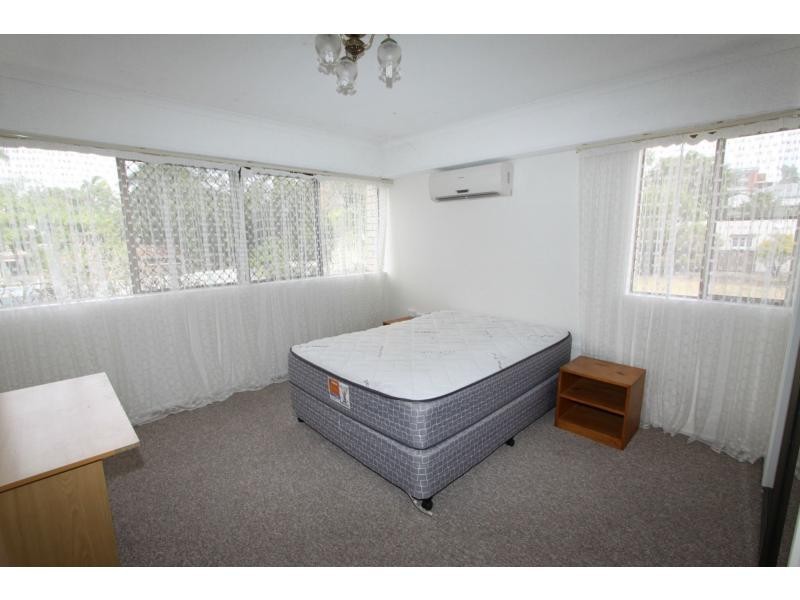 Unit 3/105 Cambridge Street, The Range QLD 4700