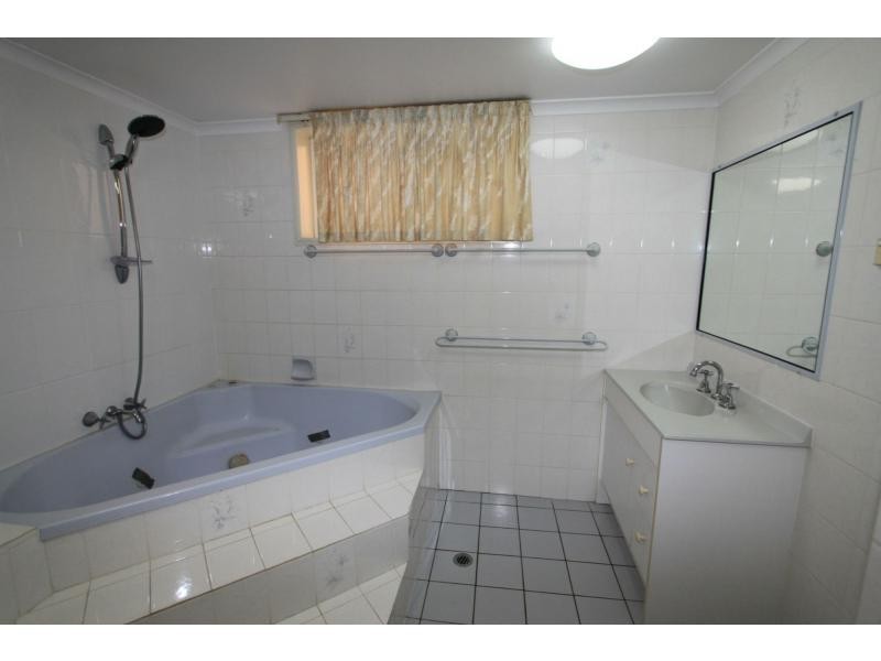 Unit 3/6 Thurston Street, Allenstown QLD 4700
