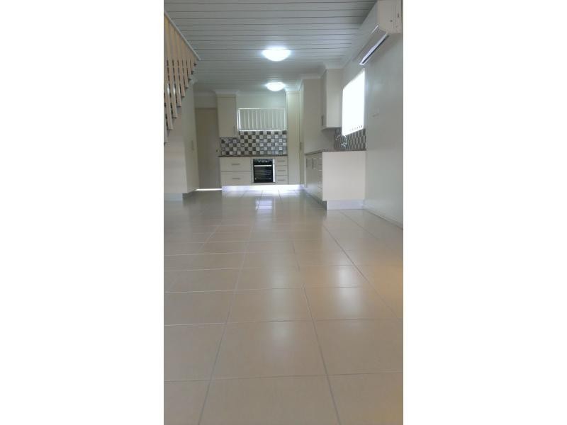 Duplex 2/397 Diplock Street, Frenchville QLD 4701