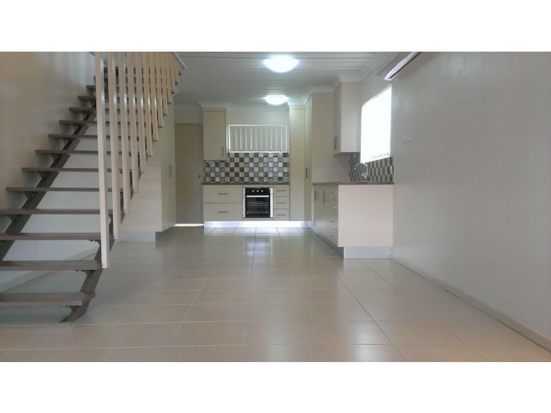 Duplex 2/397 Diplock Street, Frenchville QLD 4701