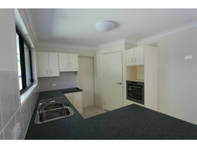 158 Water Street, Berserker QLD 4701