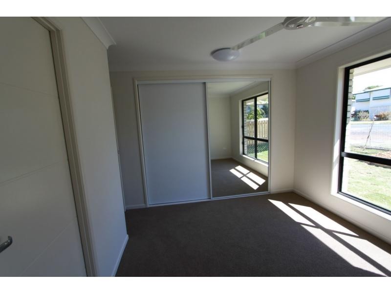 158 Water Street, Berserker QLD 4701