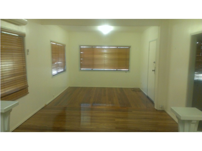 13 Beak Street, Koongal QLD 4701