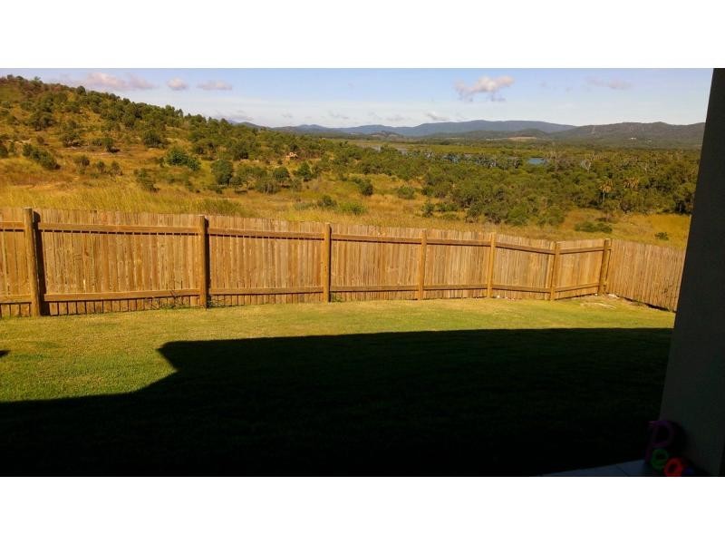 40 Falcon Crest, Zilzie QLD 4710