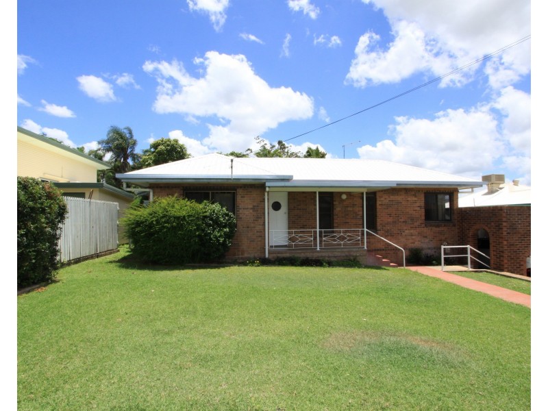 14 Lamington Street, The Range QLD 4700