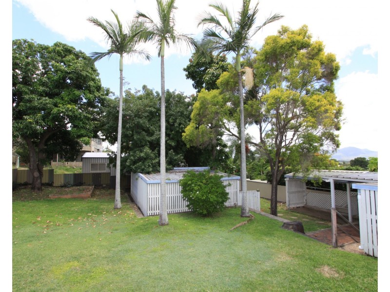 14 Lamington Street, The Range QLD 4700