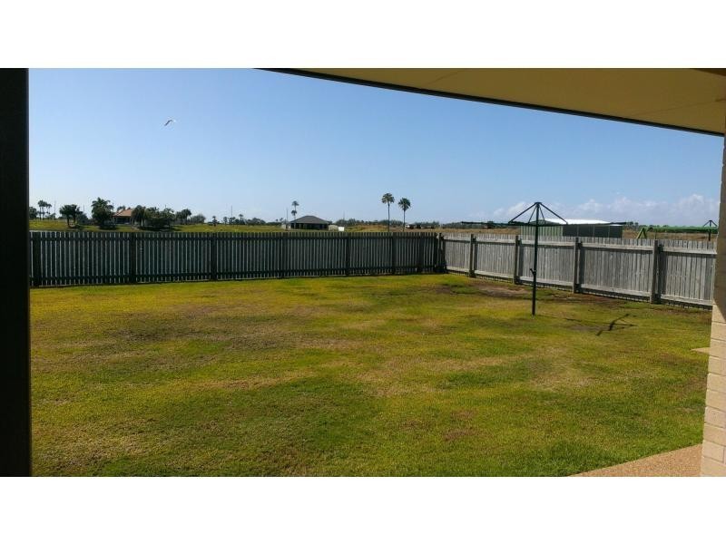 61 Amalfi Drive, Zilzie QLD 4710