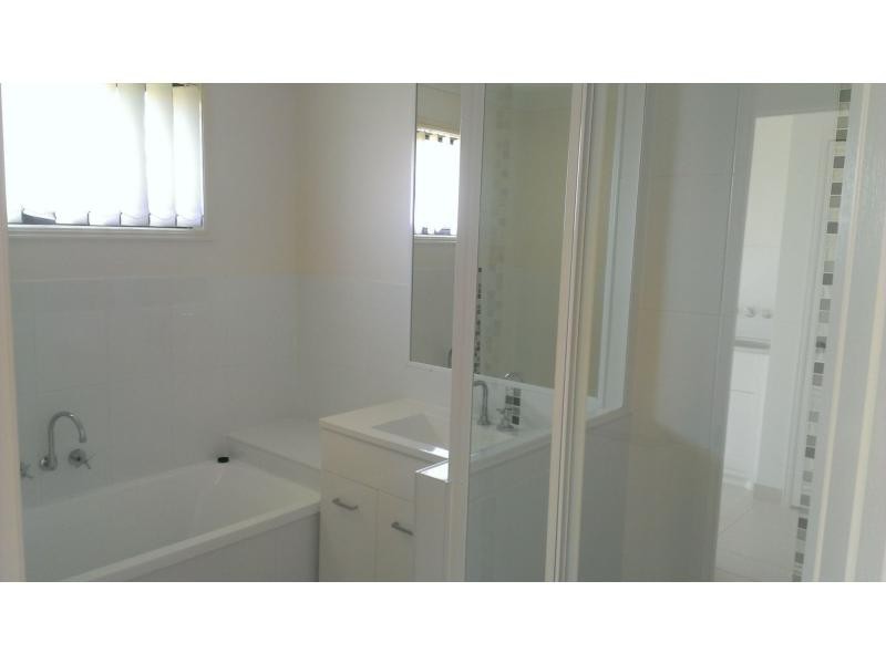 34 Audrey Drive, Gracemere QLD 4702