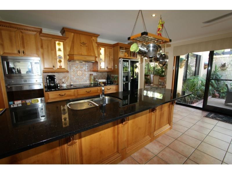 24 Banksia Place, Taranganba QLD 4703