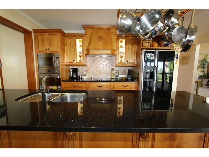 24 Banksia Place, Taranganba QLD 4703