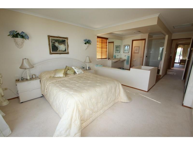 24 Banksia Place, Taranganba QLD 4703