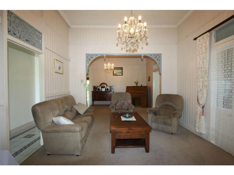 36 Lennox Street, The Range QLD 4700