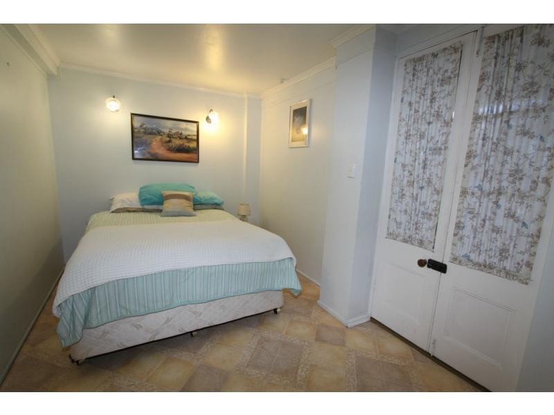 36 Lennox Street, The Range QLD 4700