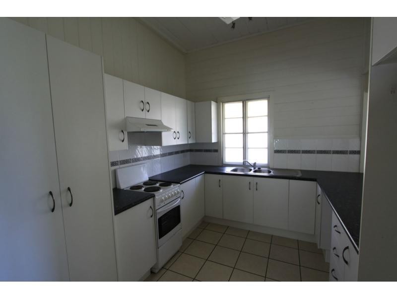 52 Larnach Street, Allenstown QLD 4700