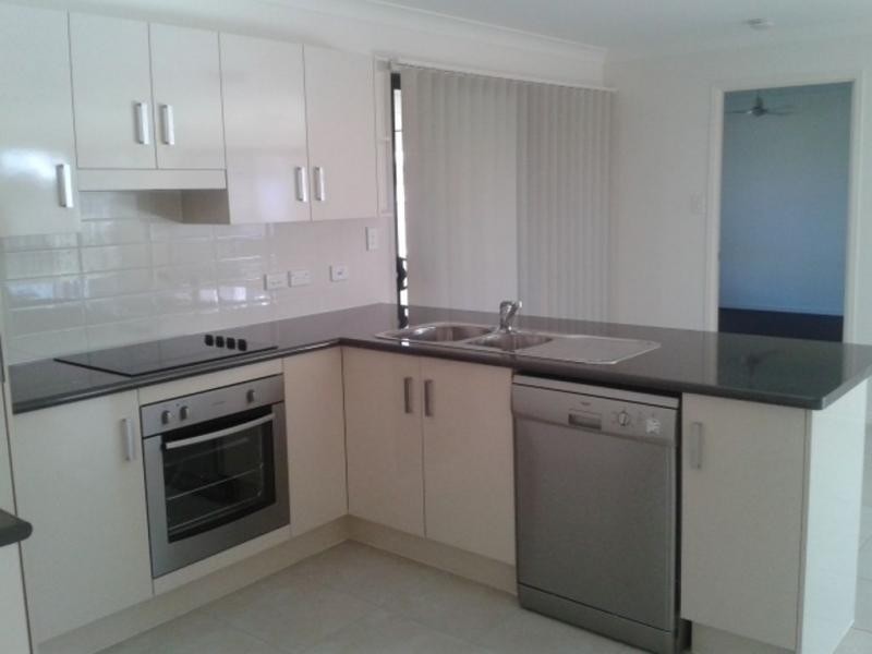 7 Fillwood Court, Gracemere QLD 4702