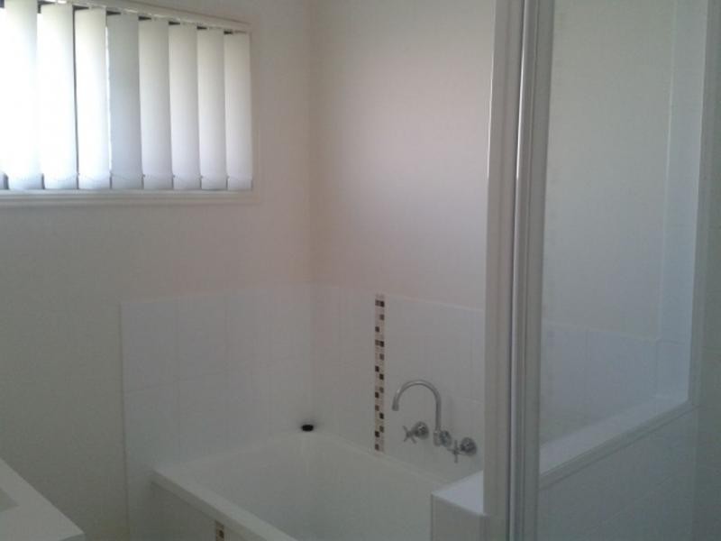 7 Fillwood Court, Gracemere QLD 4702