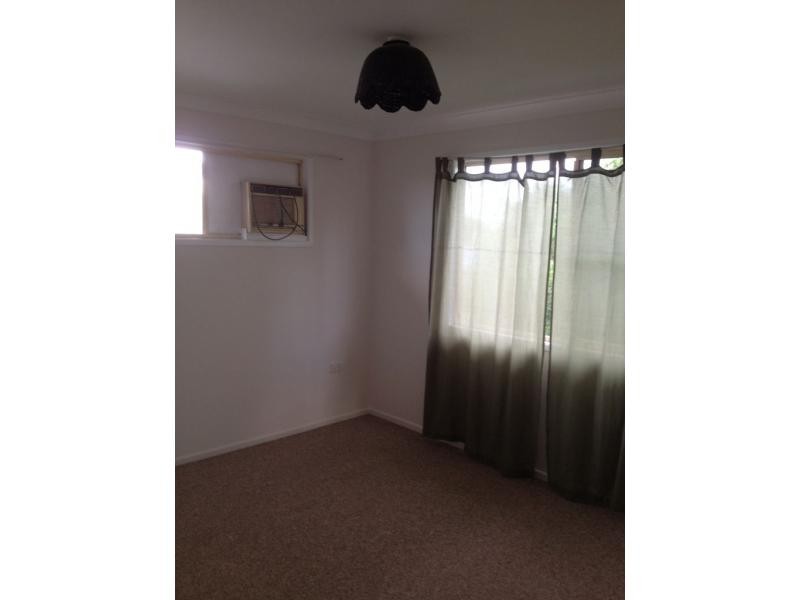 9 Banksia Court, Gracemere QLD 4702