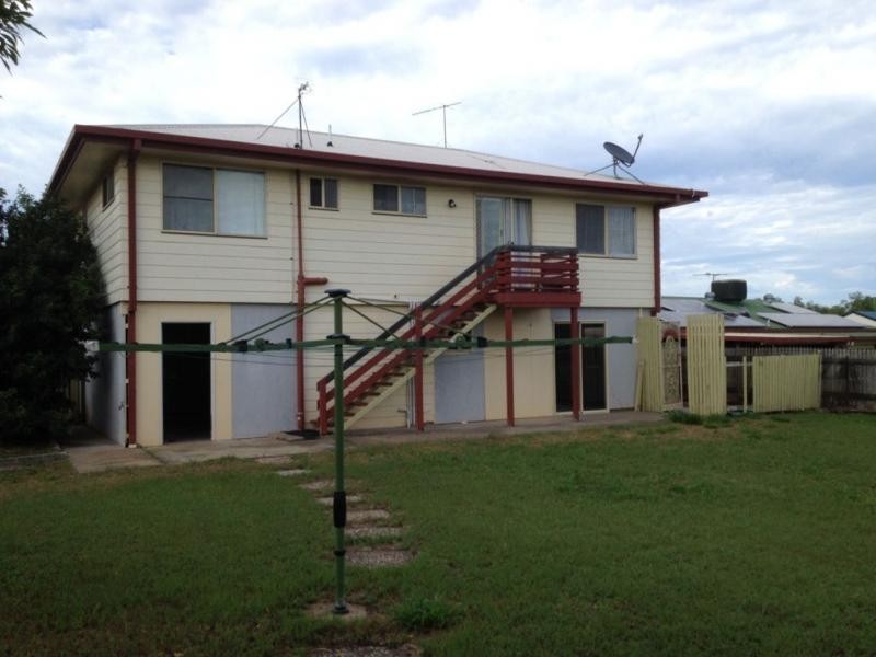 9 Banksia Court, Gracemere QLD 4702