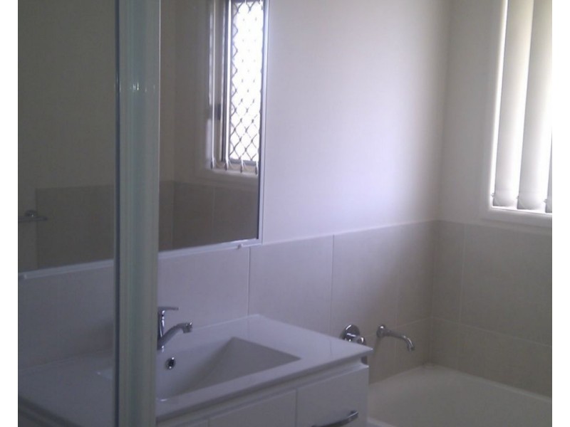 9 Jane Crescent, Gracemere QLD 4702