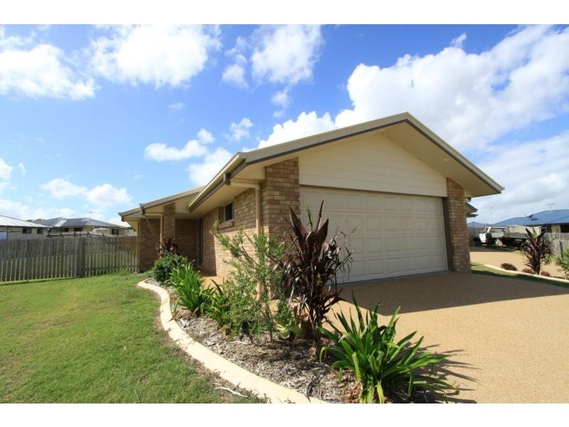 9 Fillwood Court, Gracemere QLD 4702