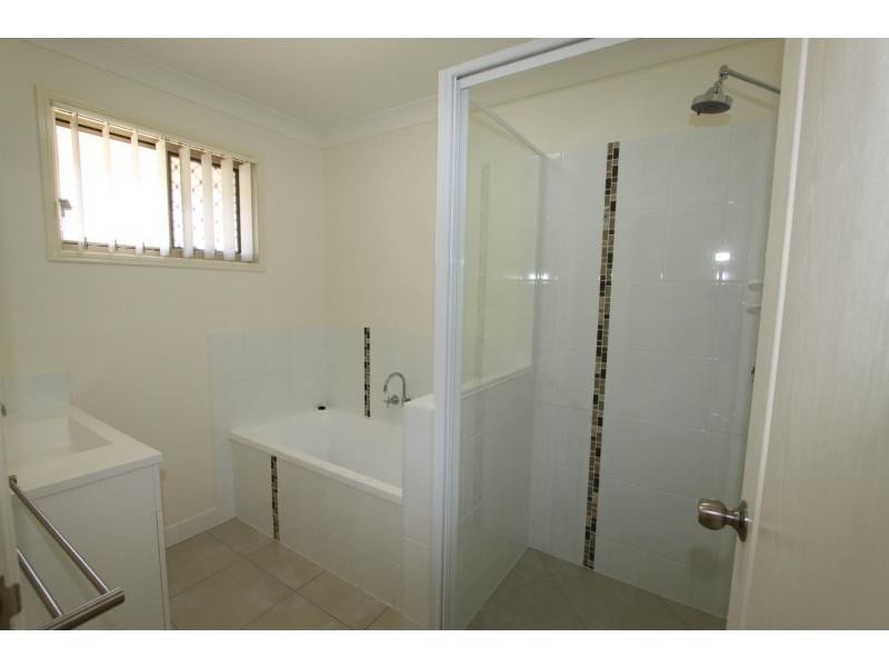 9 Fillwood Court, Gracemere QLD 4702