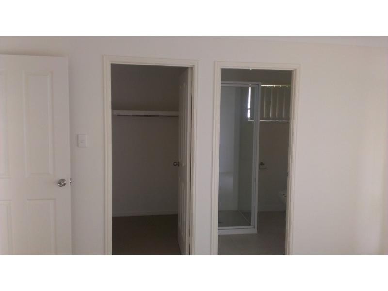 32 Audrey Drive, Gracemere QLD 4702