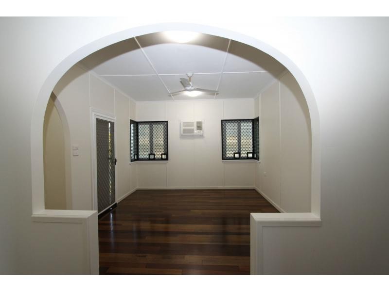 186 Elphinstone Street, Berserker QLD 4701