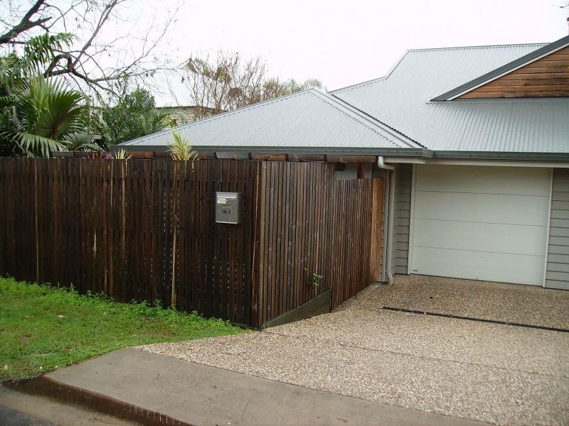 2/16 Thurston Street, Allenstown QLD 4700