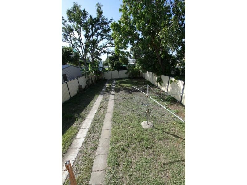 12 Morgan Street, Wandal QLD 4700