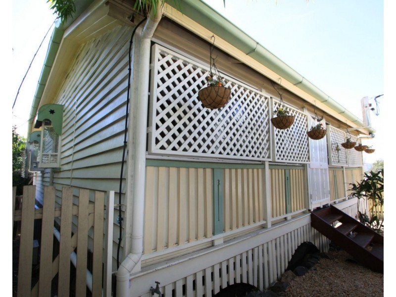128 North Street, Wandal QLD 4700
