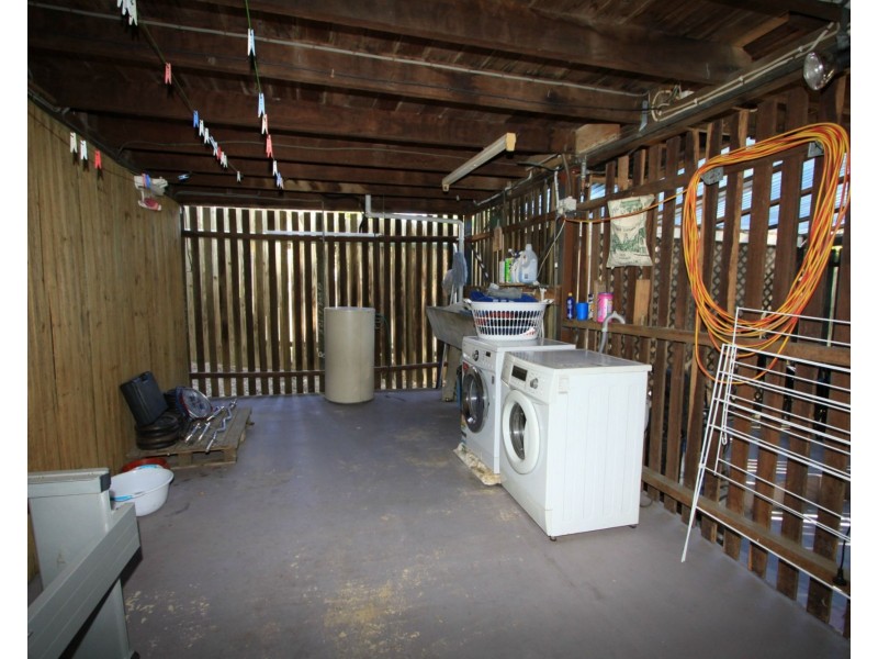 128 North Street, Wandal QLD 4700