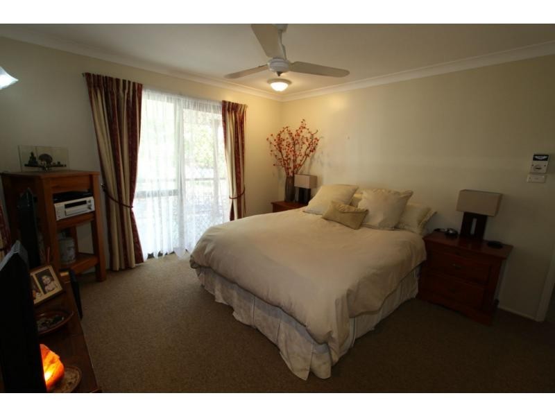 1 Burns Street, Frenchville QLD 4701