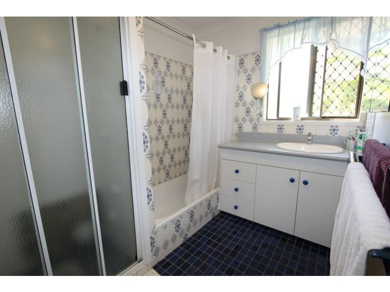 1 Burns Street, Frenchville QLD 4701