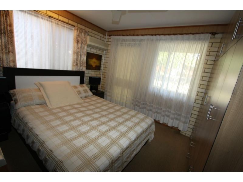 1 Burns Street, Frenchville QLD 4701