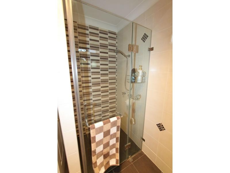 1 Burns Street, Frenchville QLD 4701