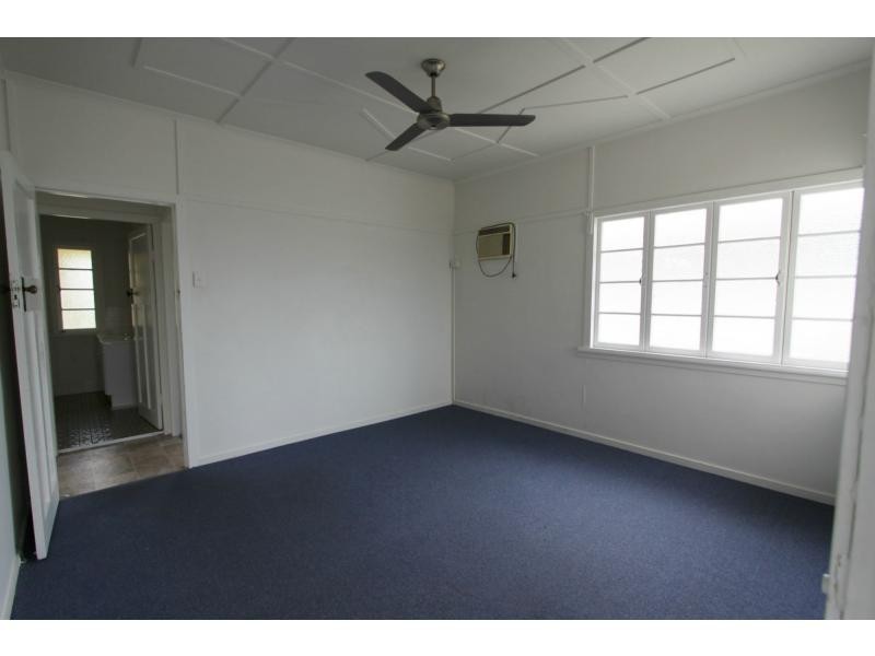75 Haynes Street, Park Avenue QLD 4701