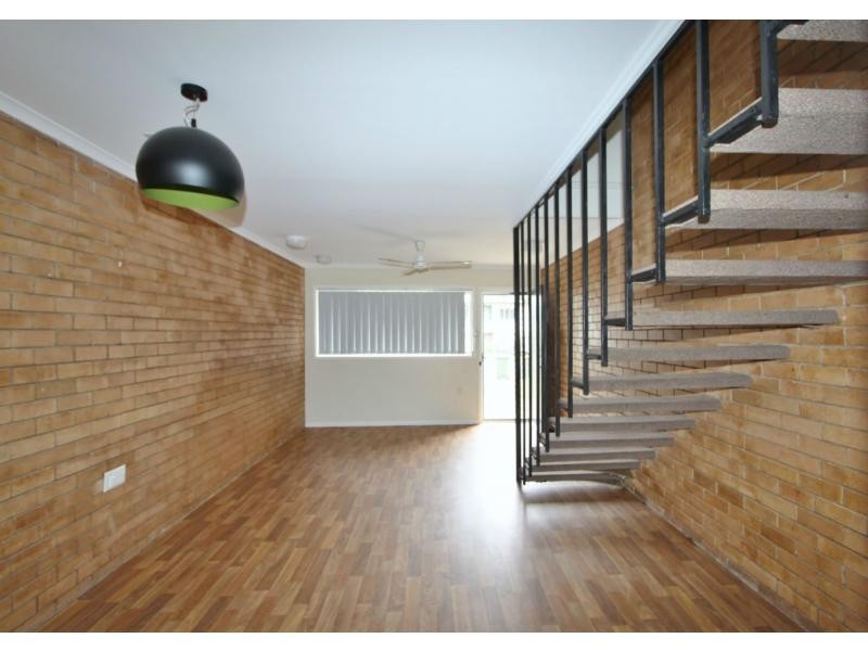 Unit 2/227 Flowers Avenue, Frenchville QLD 4701