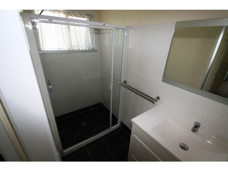 3/7 Snell Street, Koongal QLD 4701