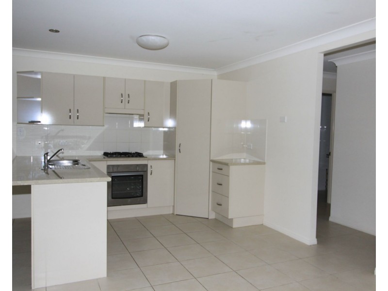 61 Amalfi Drive, Zilzie QLD 4710